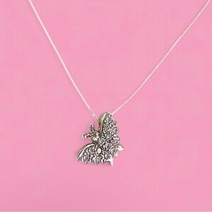 Dainty 18K Gold Diamond Pave Floating Butterfly Invisible Necklace